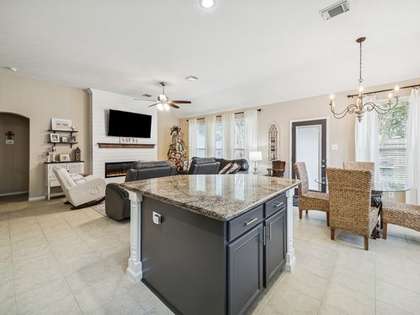 14038 Spring Mountain Lane, Houston TX 77044