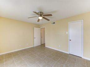 6606 De Moss Drive 1704, Houston TX 77074