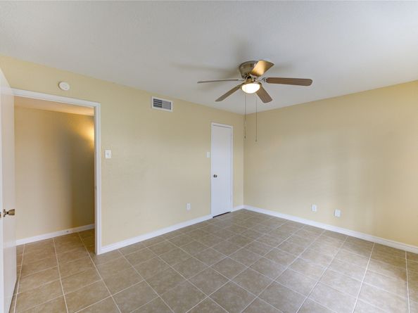 6606 De Moss Drive 1704, Houston TX 77074