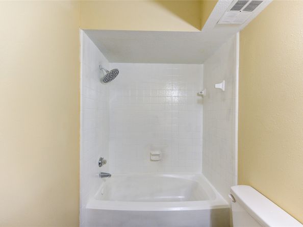 6606 De Moss Drive 1704, Houston TX 77074