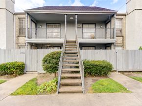 6606 De Moss Drive 1704, Houston TX 77074