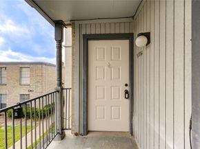 6606 De Moss Drive 1704, Houston TX 77074