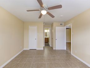 6606 De Moss Drive 1704, Houston TX 77074