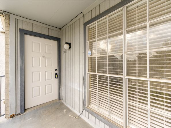 6606 De Moss Drive 1704, Houston TX 77074