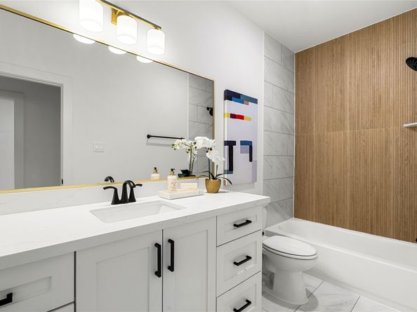 1614 Ojeman Road E, Houston TX 77055