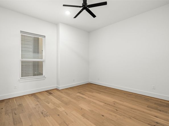 1614 Ojeman Road E, Houston TX 77055