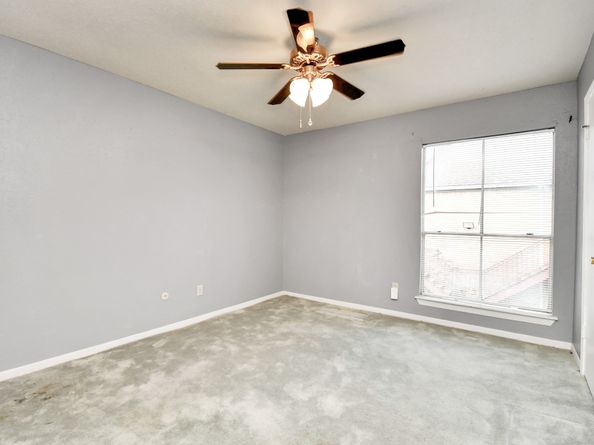 9350 Country Creek Drive 6, Houston TX 77036