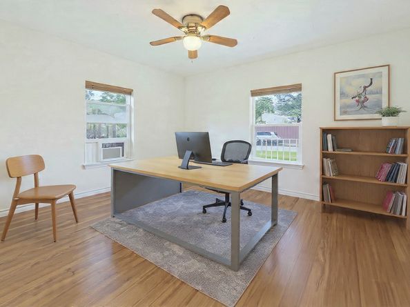 7933 Elwood Street, Houston TX 77012