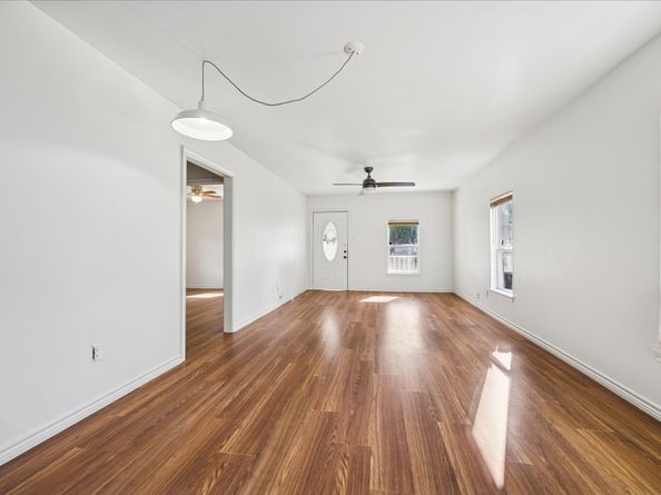 7933 Elwood Street, Houston TX 77012