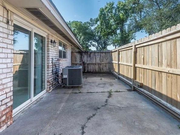 1965 Campbell Road 1965, Houston TX 77080