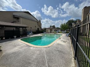 2011 Spenwick Drive 511, Houston TX 77055