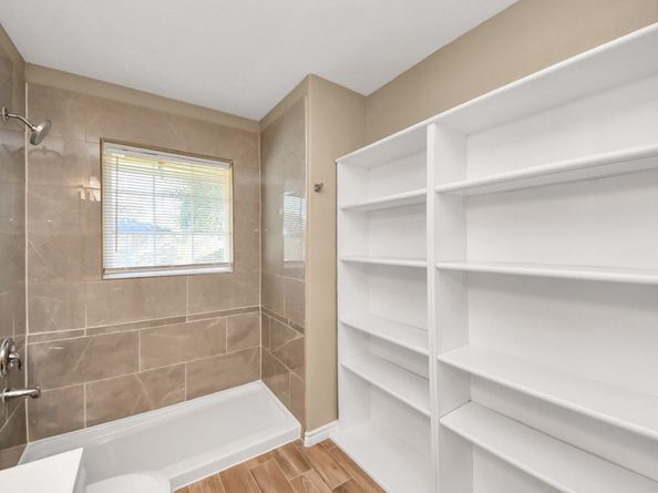 5959 Belmark Street, Houston TX 77033