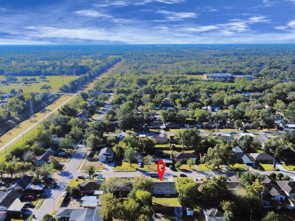 5959 Belmark Street, Houston TX 77033