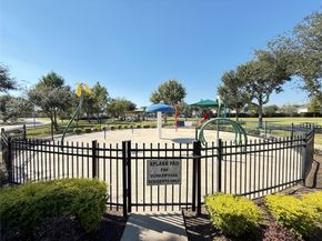 8615 TARTAN WALK Lane, Houston TX 77075