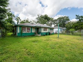 7926 Linda Vista Road, Houston TX 77028