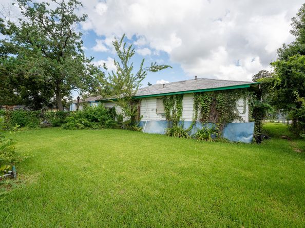 7926 Linda Vista Road, Houston TX 77028