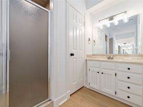 6306 Castle Lane Drive, Houston TX 77066