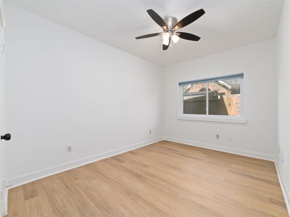 6306 Castle Lane Drive, Houston TX 77066