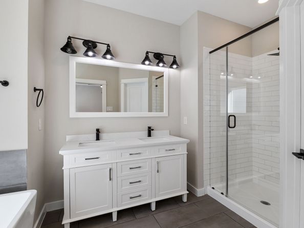 6716 PARKER OAKS Lane, Houston TX 77076