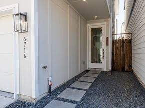 6716 PARKER OAKS Lane, Houston TX 77076