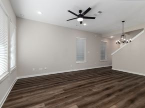 6716 PARKER OAKS Lane, Houston TX 77076