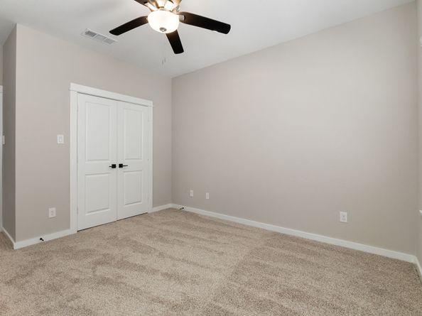 6716 PARKER OAKS Lane, Houston TX 77076