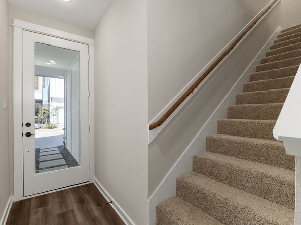 6716 PARKER OAKS Lane, Houston TX 77076