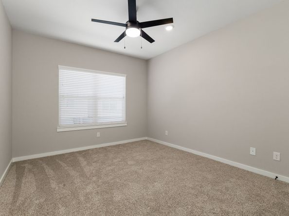 6716 PARKER OAKS Lane, Houston TX 77076