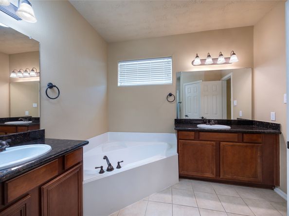 1717 Aden Mist Drive, Houston TX 77003