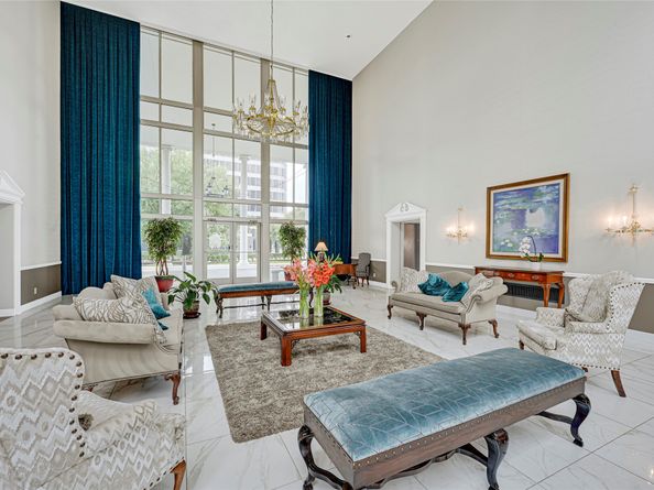 5050 Ambassador Way 314, Houston TX 77056