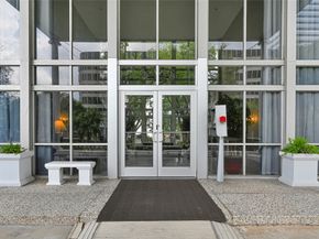 5050 Ambassador Way 314, Houston TX 77056