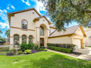 5207 Eagle Pointe Court, Sugar Land TX 77479