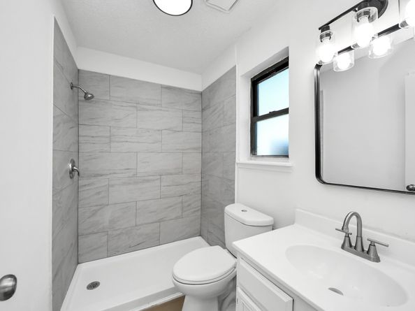 12500 Brookglade Circle 176, Houston TX 77099