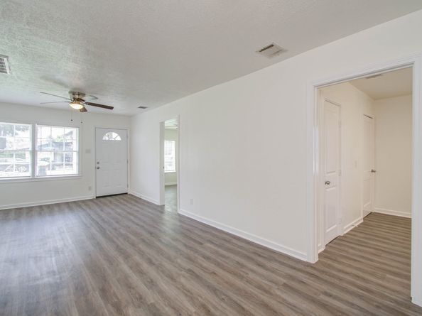 5213 Malmedy Road, Houston TX 77033