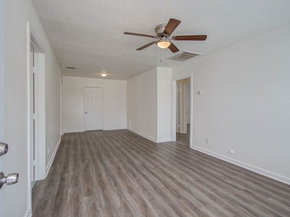 5213 Malmedy Road, Houston TX 77033