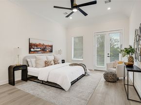 7805 Dyer Street, Houston TX 77088