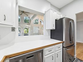 220 E 8th Street, Houston TX 77007