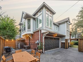 220 E 8th Street, Houston TX 77007