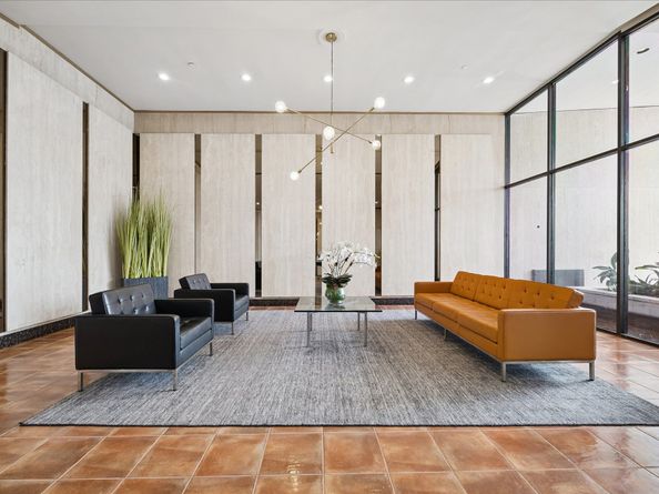 2016 Main Street 2417, Houston TX 77002