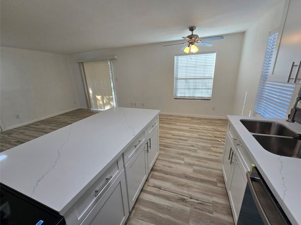 12660 Ashford Point Drive 402, Houston TX 77082