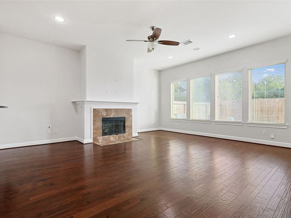 5166 Oasis Park, Houston TX 77021