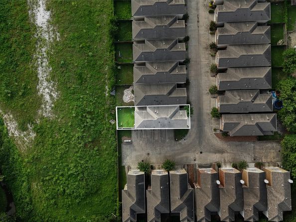 5166 Oasis Park, Houston TX 77021