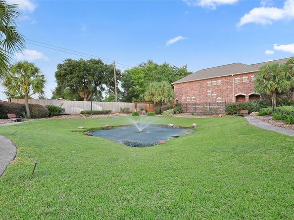 5166 Oasis Park, Houston TX 77021