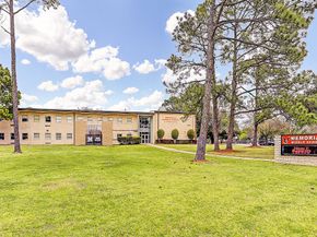 334 Wycliffe Drive, Houston TX 77079