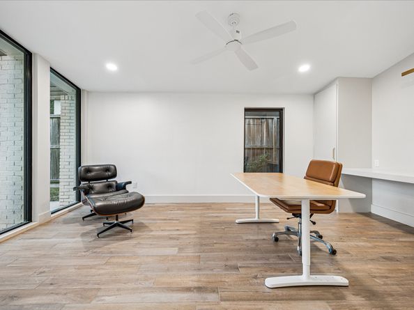 334 Wycliffe Drive, Houston TX 77079