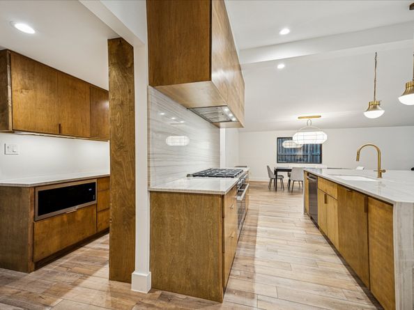 334 Wycliffe Drive, Houston TX 77079