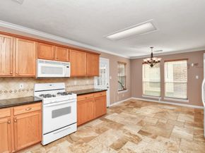 10810 Desert Springs Circle, Houston TX 77095