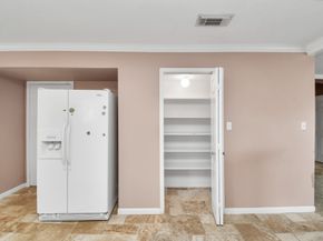 10810 Desert Springs Circle, Houston TX 77095