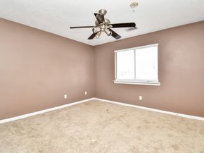 10810 Desert Springs Circle, Houston TX 77095