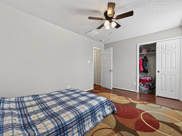 18439 Alemarble Oak Street, Cypress TX 77429